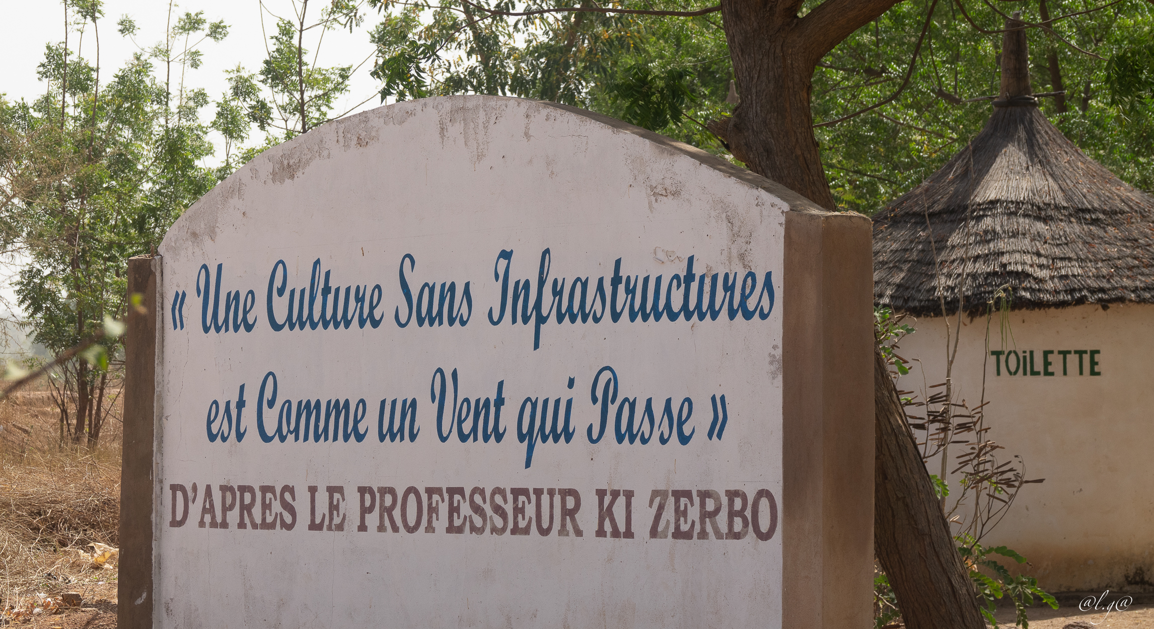 Sur la route ... entre Ouagadougou et Sabou