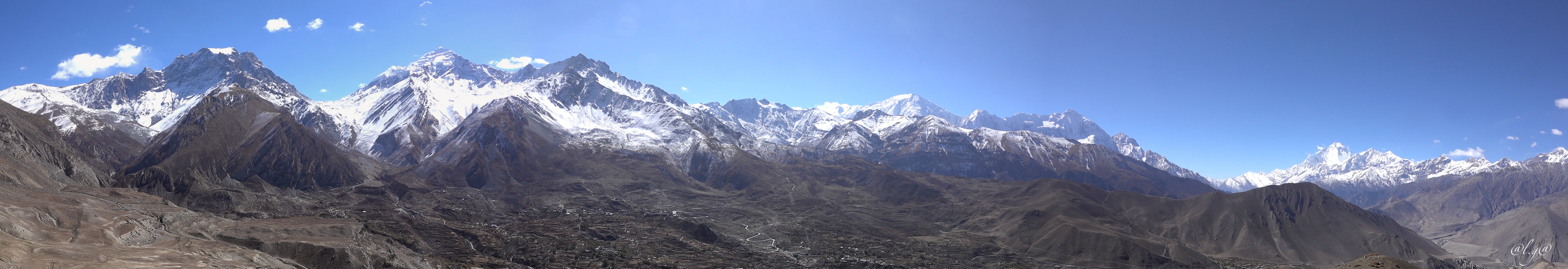 Sommets de 8000 m à 180° : Nilgiri, Tilicho, Annapurna puis Dhaulagiri et Tukuche