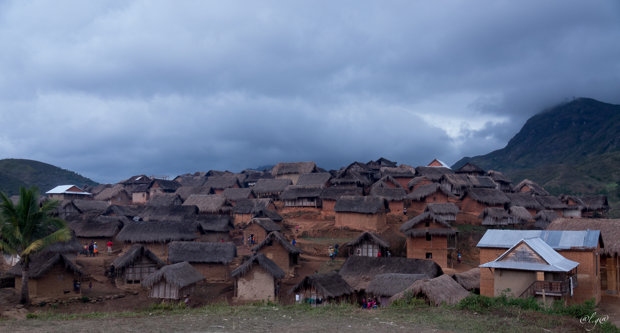 Le village d'Ampasinambo