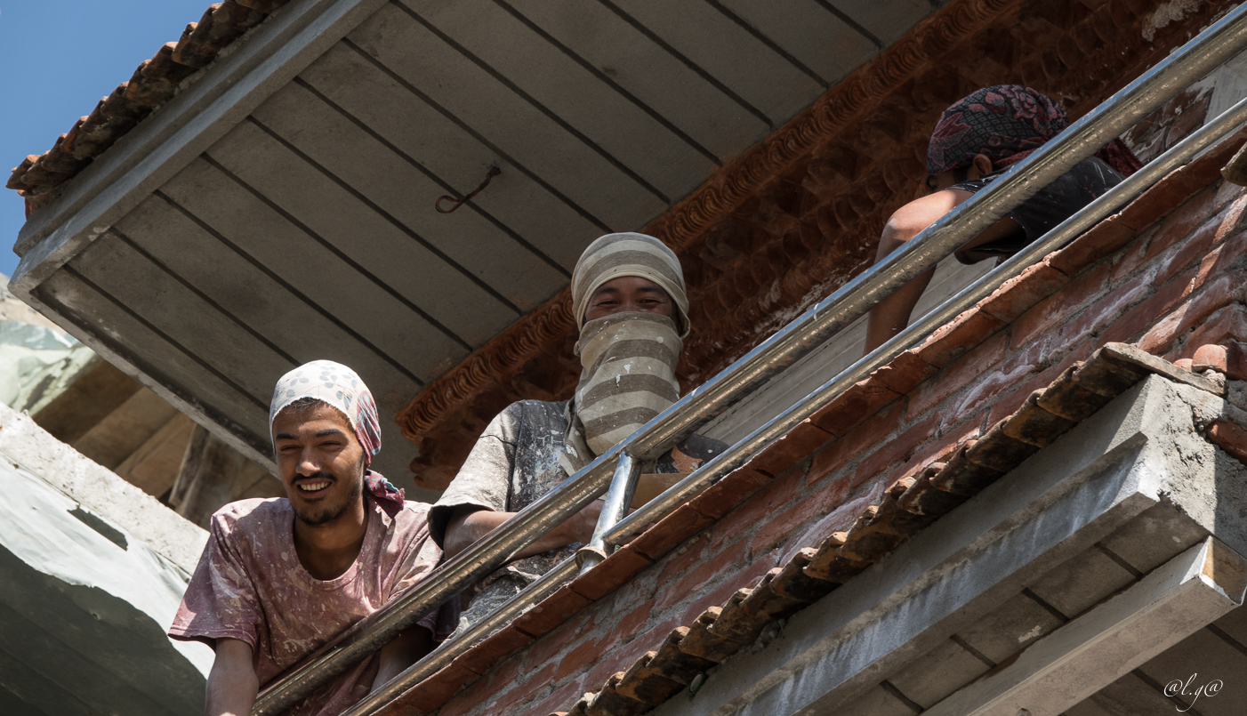 Dans les rues de Bhaktapur : Ouvriers