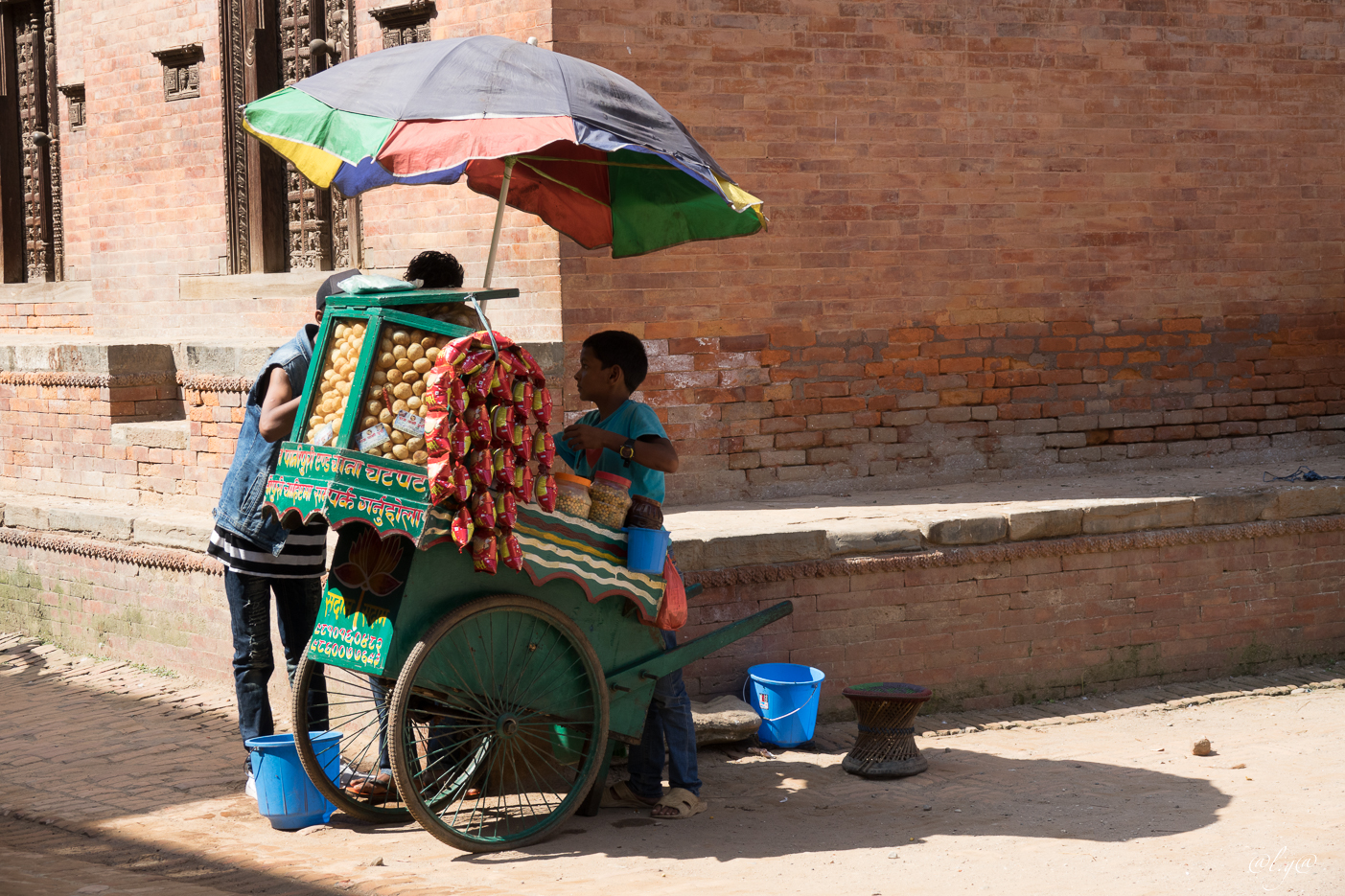 Dans les rues de Bhaktapur : Vendeurs