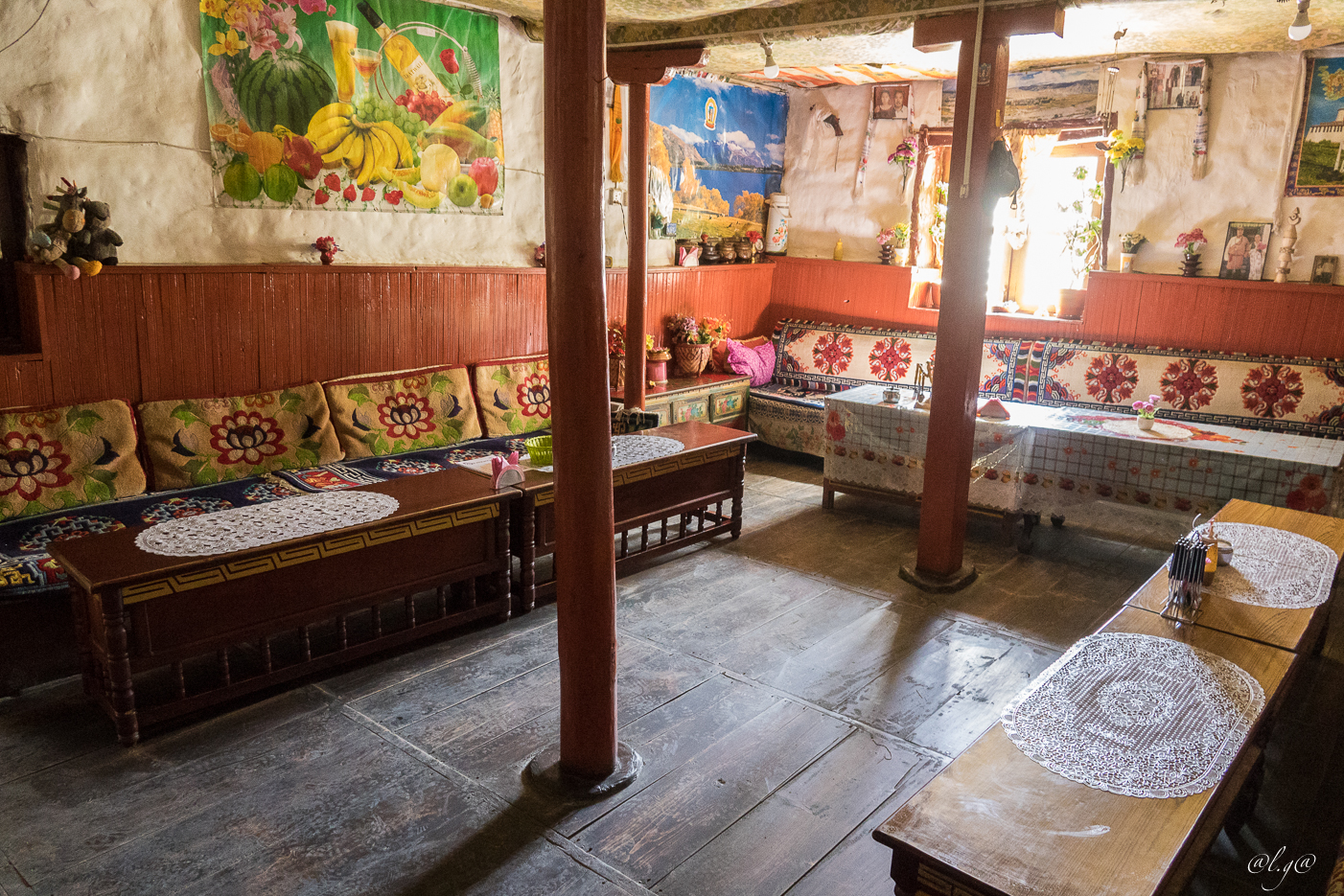 Le village de Samar : Guest-Hosue (La salle à manger)